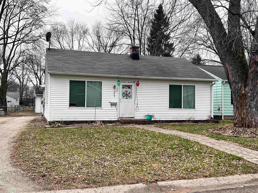 823 Hazel St, Auburn, IN 46706 - photo 1