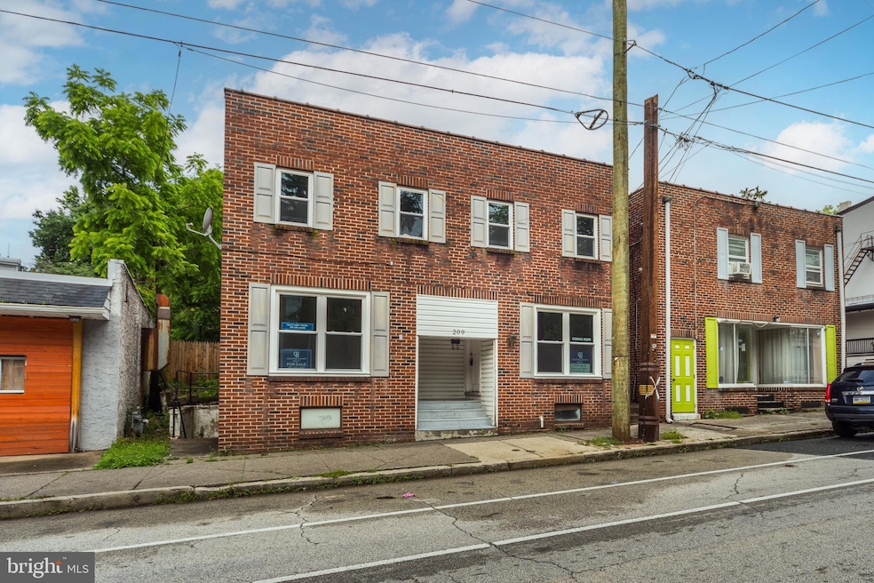 209 N York St, Pottstown, PA 19464 - photo 1