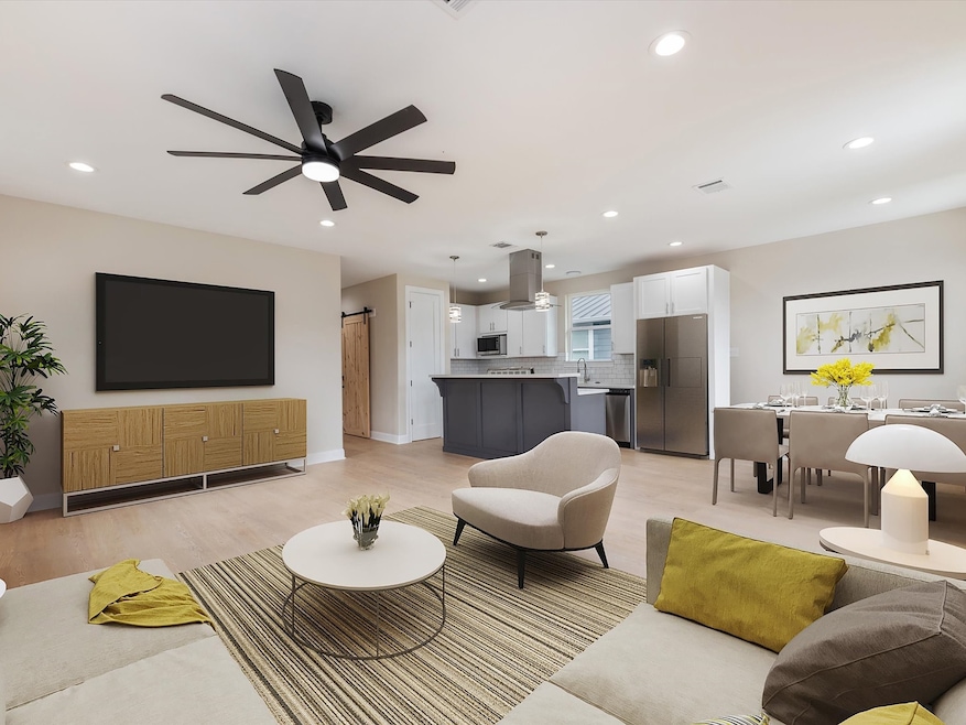 7397 Fairway Dr, Houston, TX 77087 - photo 1