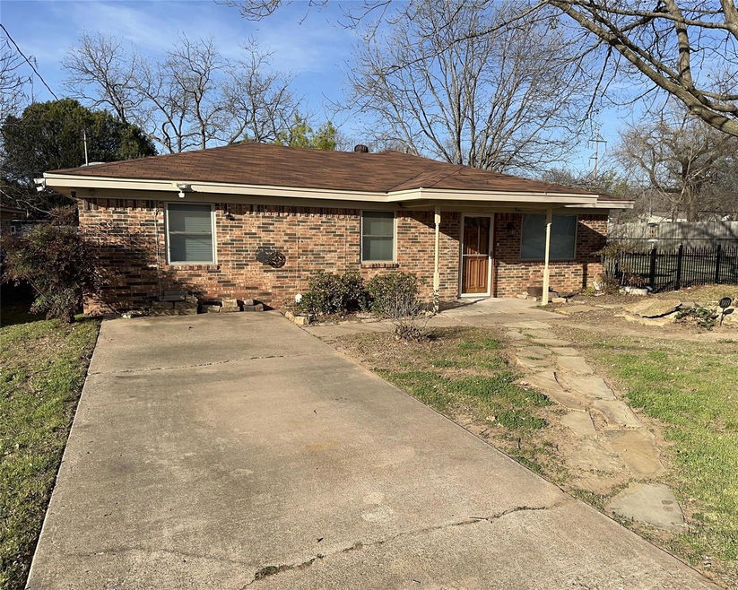 1009 W Florence St, Denison, TX 75020 - photo 1