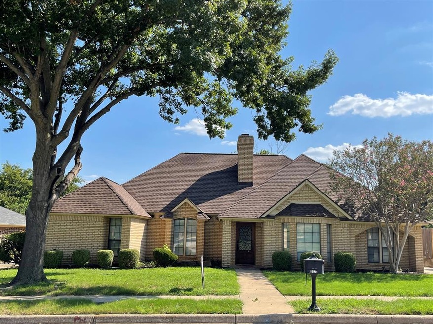 2020 Ridgewood, Bedford, TX 76021 - photo 1