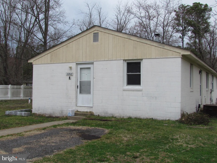 44868 Blake Creek Rd, Valley Lee, MD 20692 - photo 1