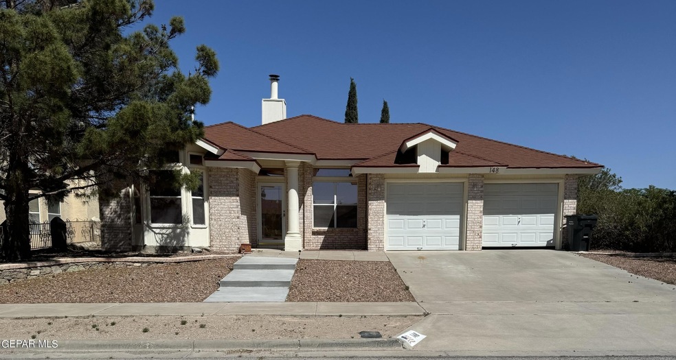 148 Lago Lindo Dr, Horizon City, TX 79928 - photo 1