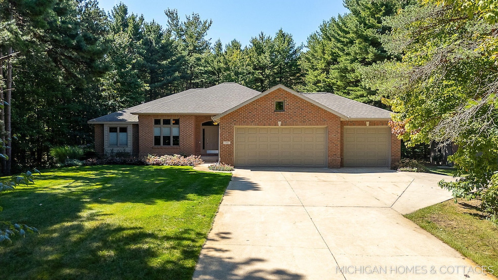 Pending $674,900 • Co-Listing Agent