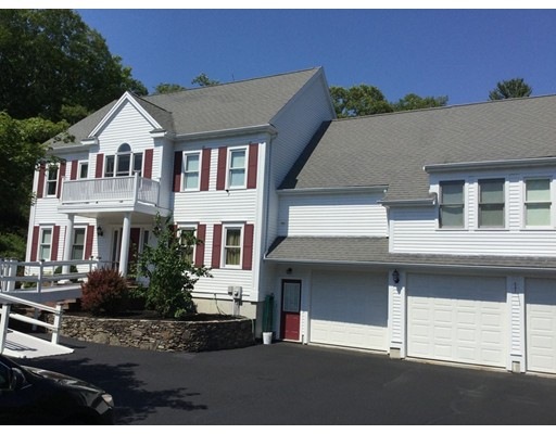 3 Carriage Hill Dr, Rockland, MA 02370 - photo 1