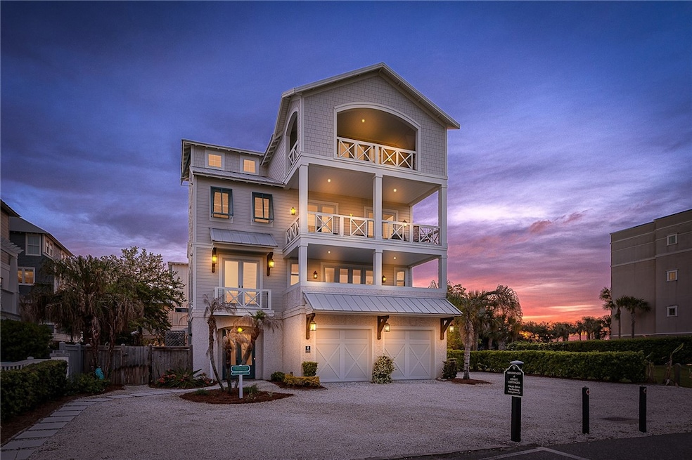 192 Olive Way, Saint Simons Island, GA 31522 - photo 1