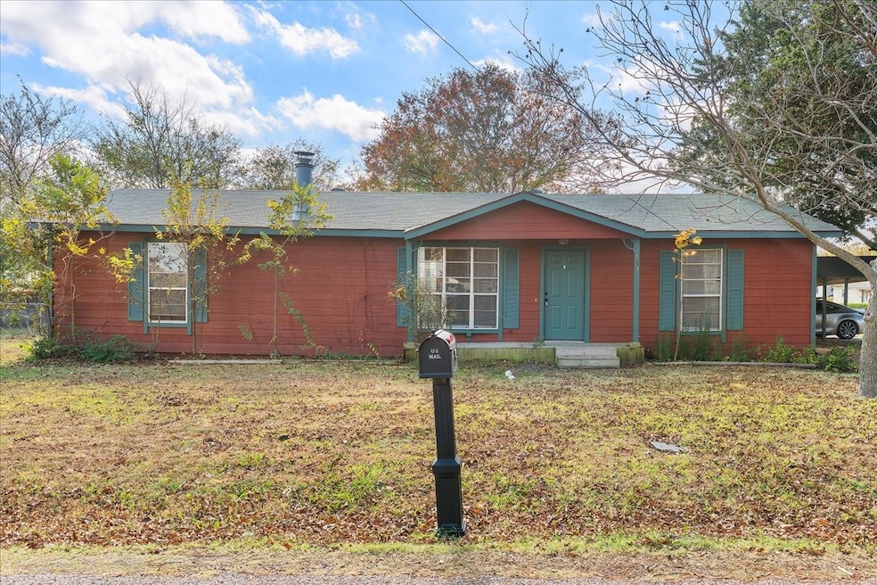 519 Tolson Ave, van Alstyne, TX 75495 - photo 1