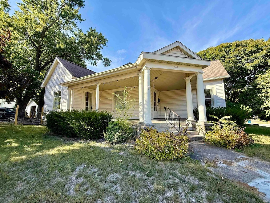 102 Stitt St, Wabash, IN 46992 - photo 1