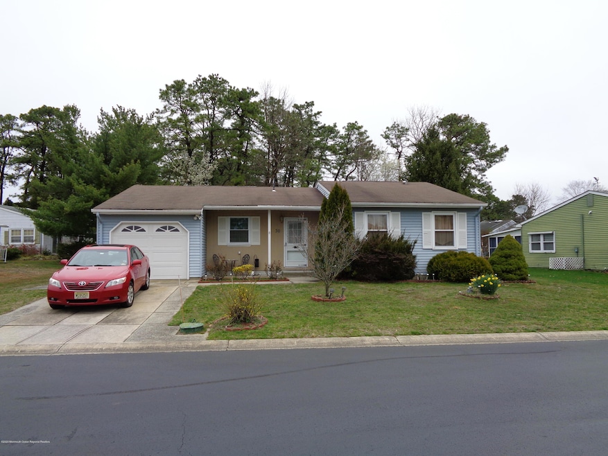 30 Hartford Outside 001