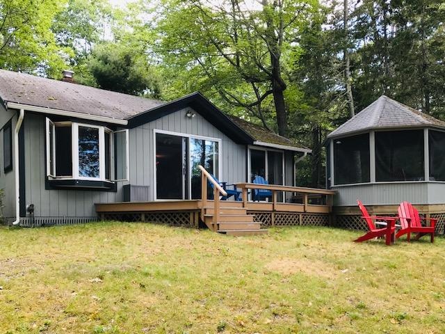 Water side with deck & Gazebo.