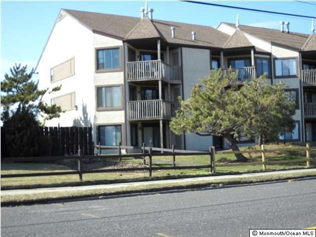 340 Ocean Ave N unit 1F, Long Branch, NJ 07740 - photo 1