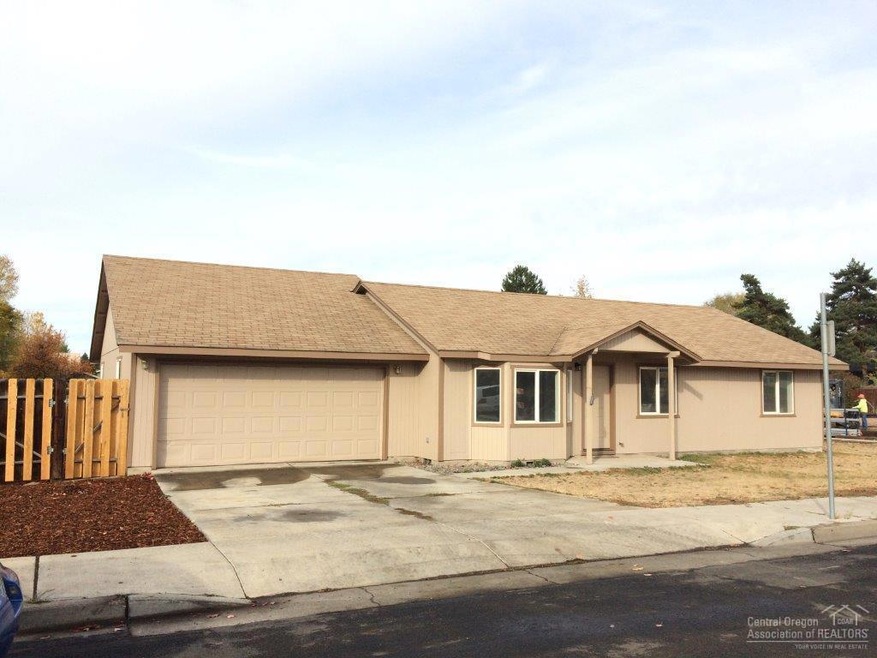 unlisted-address, Redmond, OR 97756 - photo 1