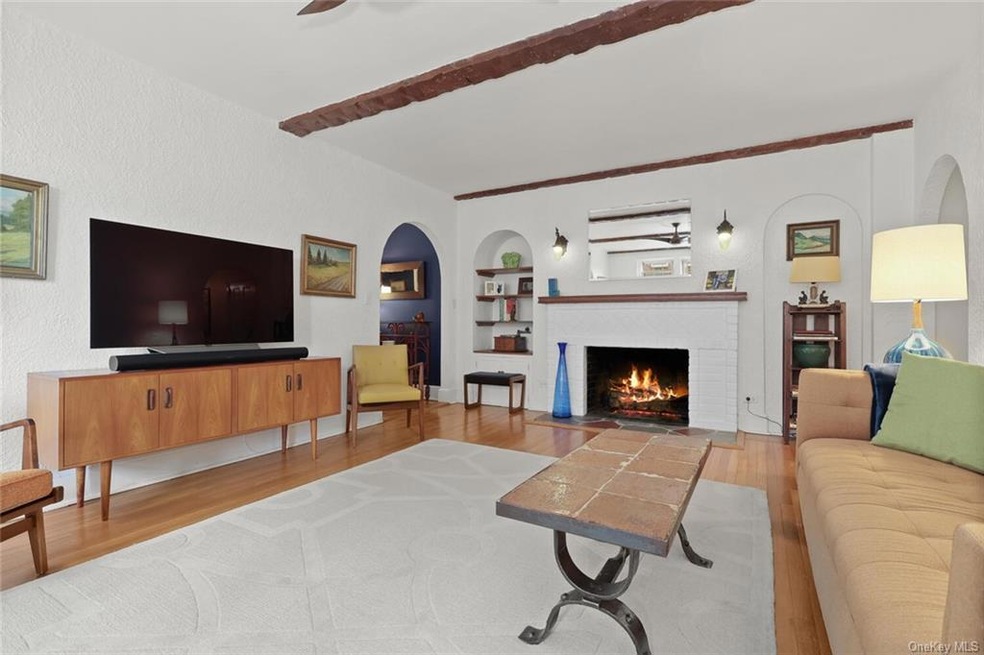 270 Bronxville Rd unit A45, Bronxville, NY 10708 - photo 1