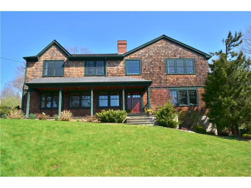 4 Quincy Adams Rd, Barrington, RI 02806 - photo 1