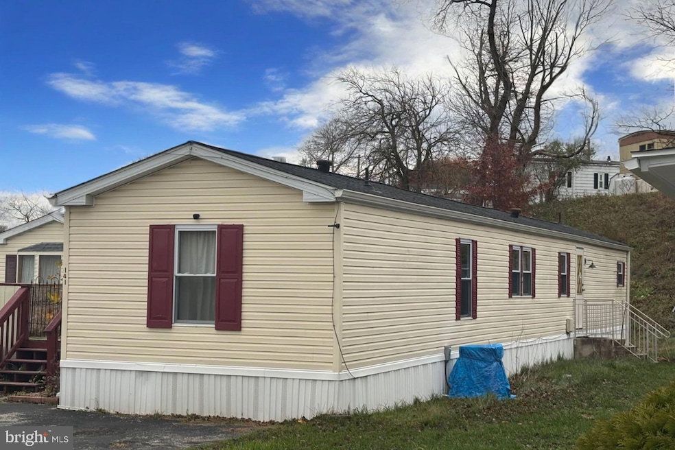141 Penn Dr, Coatesville, PA 19320 - photo 1