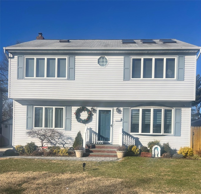 372 Howard Ave unit 2, Franklin Square, NY 11010 - photo 1