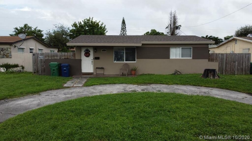 2401 Kingston Dr, Miramar, FL 33023 - photo 1