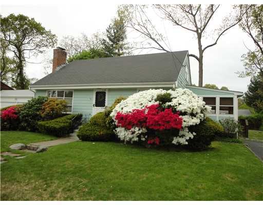 68 Sachem Rd, Riverside, RI 02915 - photo 1
