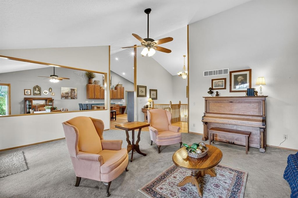 For Sale $650,000 • Co-Listing Agent