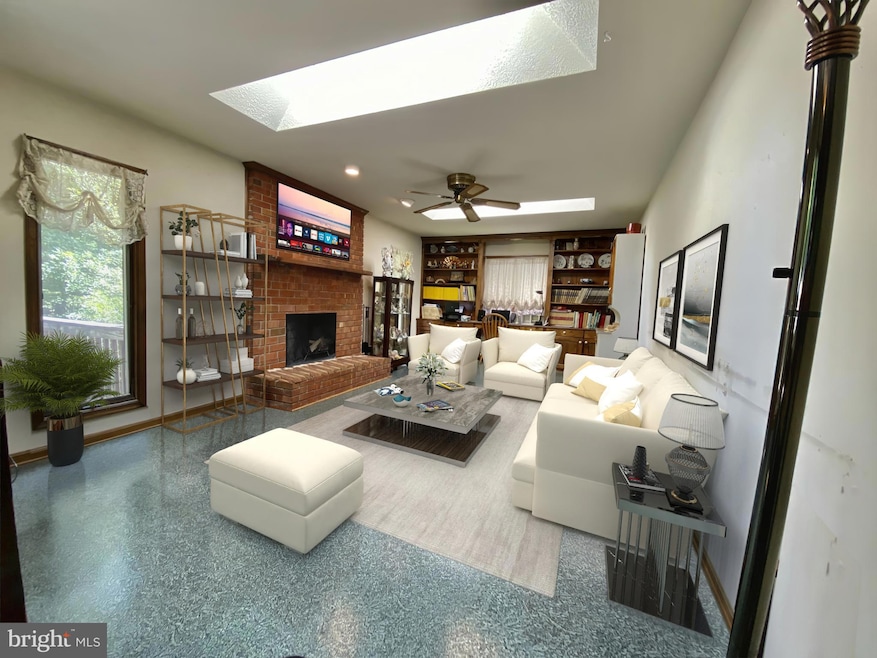 207 Lighthouse Cove, Stafford, VA 22554 - photo 1