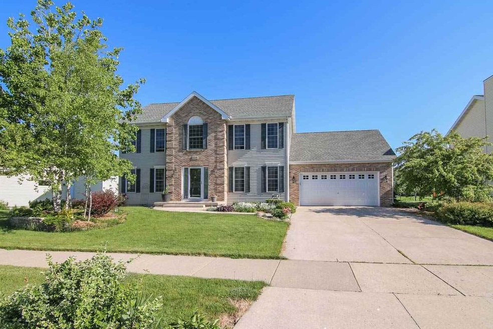 5224 Snapdragon Trail, Fitchburg, WI 53711 - photo 1