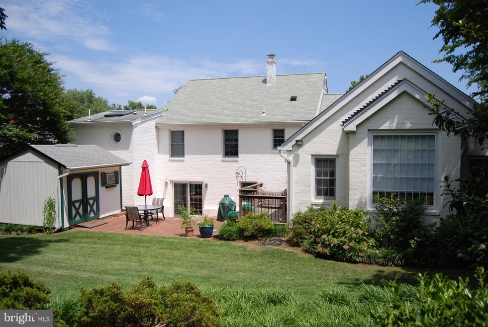 6906 Baylor Dr, Alexandria, VA 22307 - photo 1