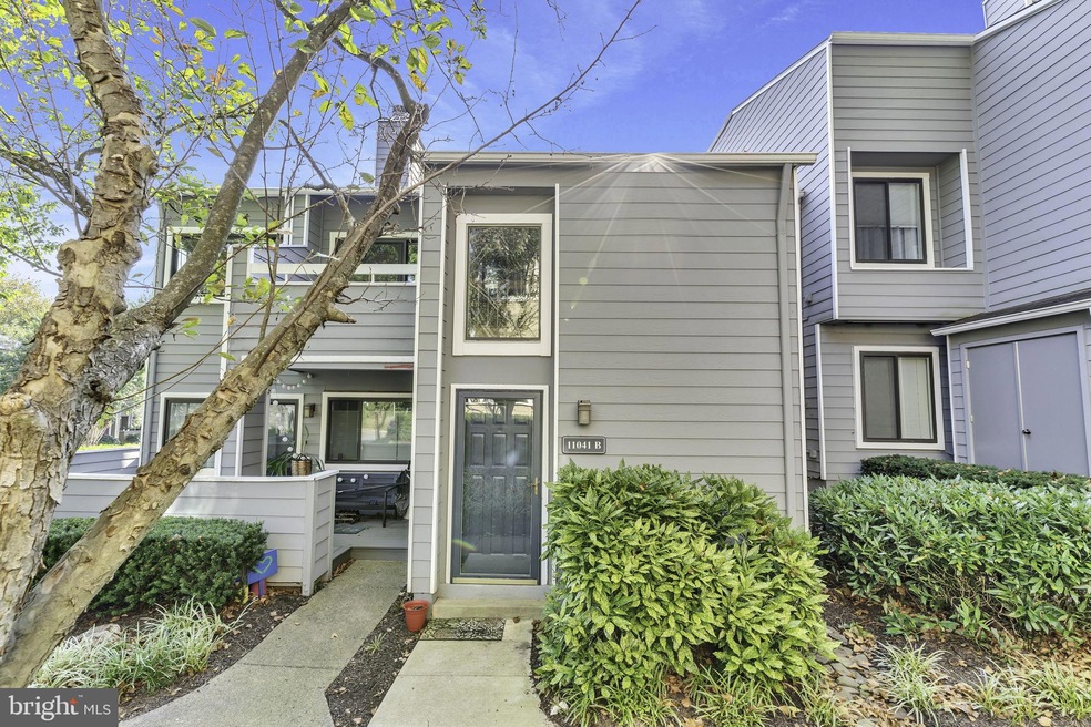 11041B Villaridge Ct unit 11041B, Reston, VA 20191 - photo 1