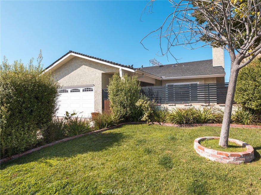 913 Dune St, El Segundo, CA 90245 - photo 1