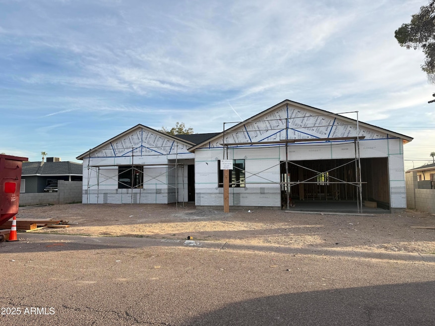 4307 E Avalon Dr, Phoenix, AZ 85018 - photo 1