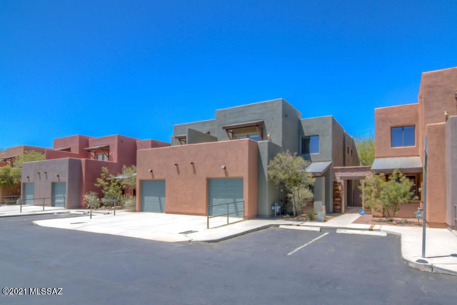 3145 N Olsen Ave unit 103, Tucson, AZ 85719 - photo 1