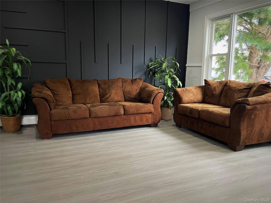 21-72 48th St unit 1, Astoria, NY 11105 - photo 1