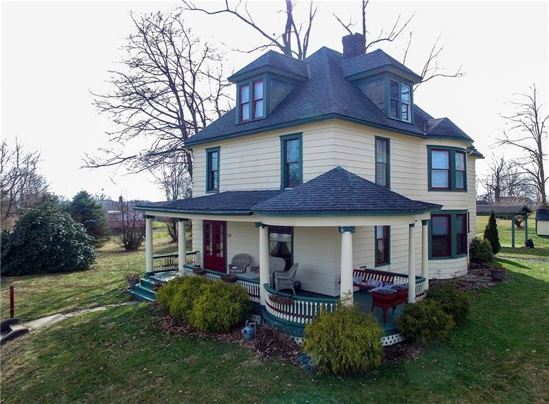 Welcome to 232 Main St! Look at that Gorgeous Fron