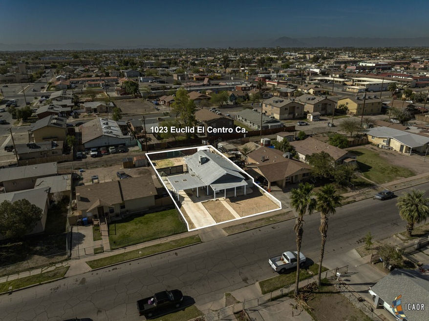 1023 W Euclid Ave, El Centro, CA 92243 - photo 1