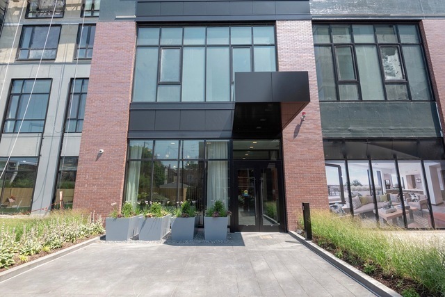 1640 W Division St unit 1301, Chicago, IL 60622 - photo 1