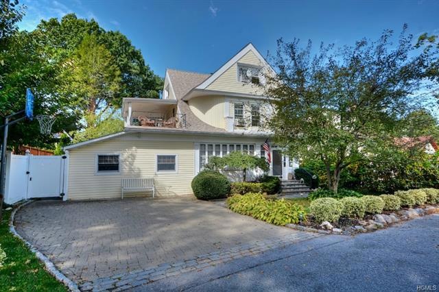 35 Mcintyre St, Bronxville, NY 10708 - photo 1