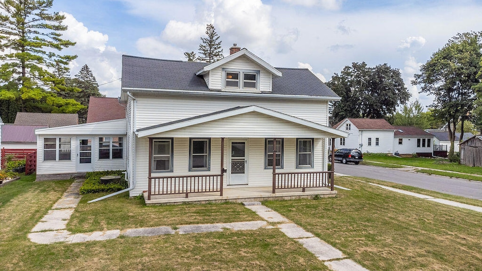 704 4th Street