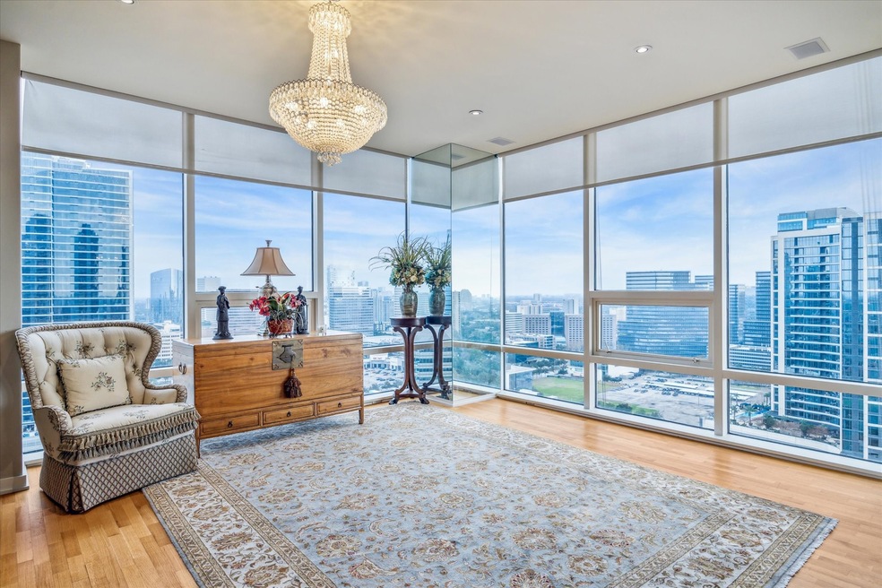 Enjoy the beautiful Galleria and Downtown views of