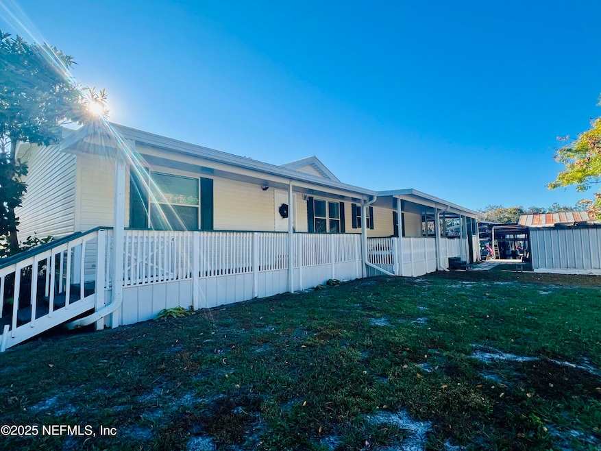 115 Walt Ln, Satsuma, FL 32189 - photo 1