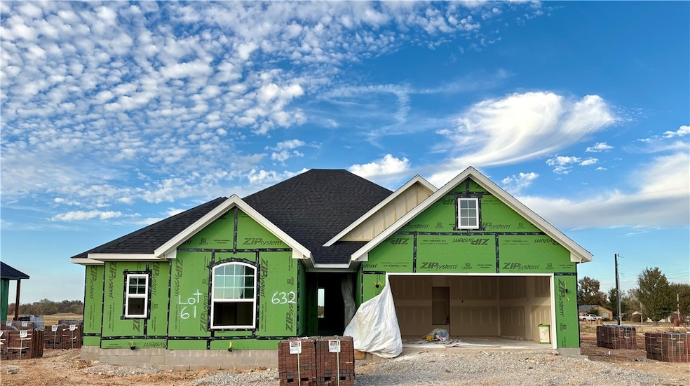 632 Primitivo Ave, Tontitown, AR 72762 - photo 1