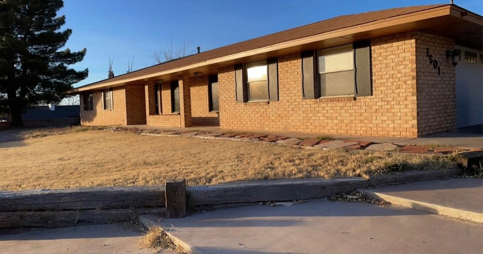 1501 Granada, Alamogordo, NM 88310 - photo 1