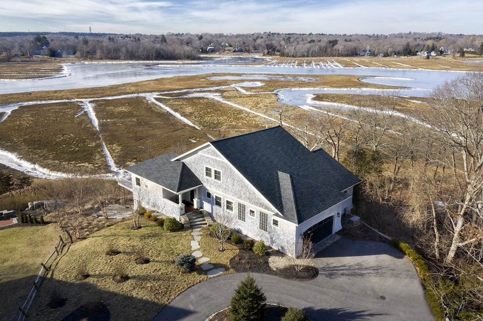 81 Border St, Scituate, MA 02066 - photo 1