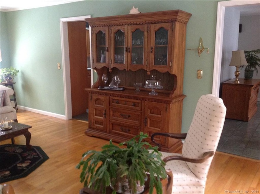 157 Flint Ridge Rd, Monroe, CT 06468 - photo 1