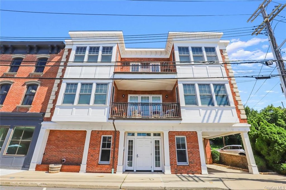 12 N Astor St unit A, Irvington, NY 10533 - photo 1