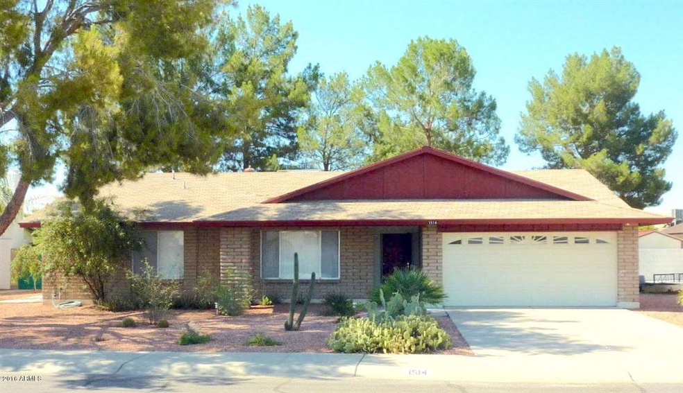 1514 E McNair Dr