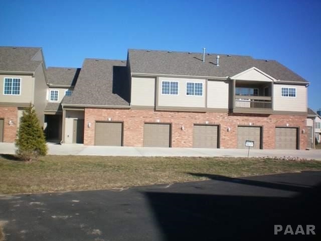 4546 N Thornhill Dr unit 201 D, Peoria, IL 61615 - photo 1