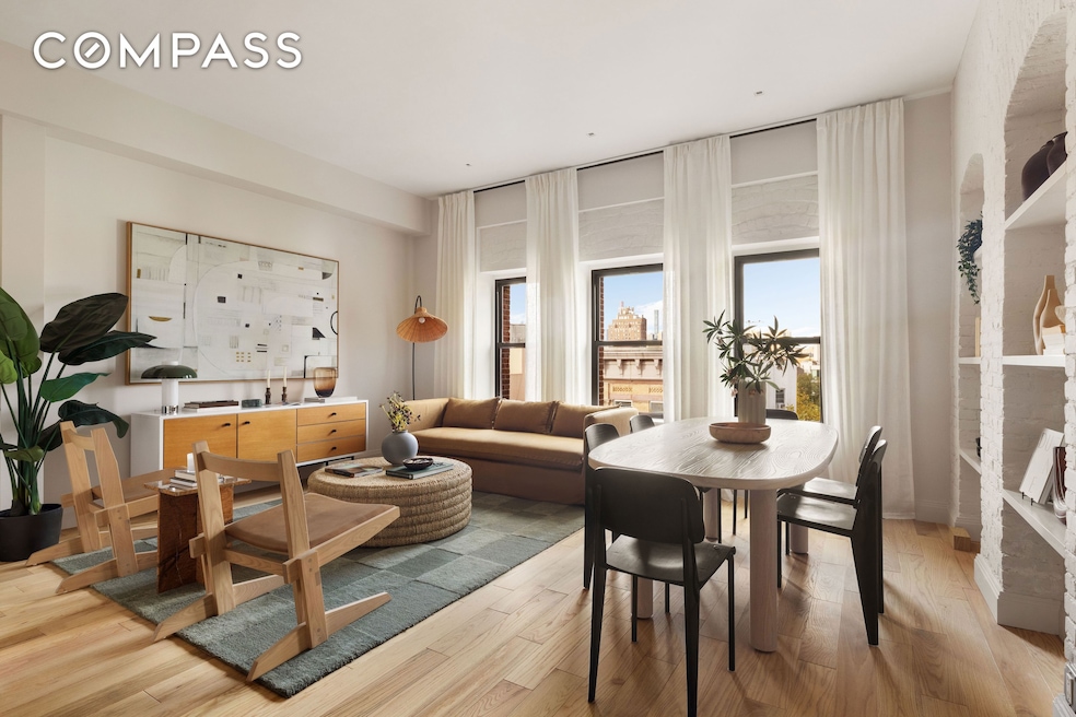 Pending $950,000 • Co-Listing Agent