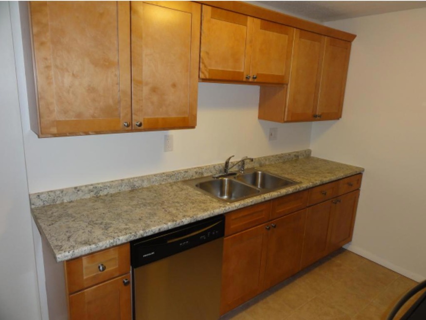 19 Blackstone Dr unit U1930, Nashua, NH 03063 - photo 1