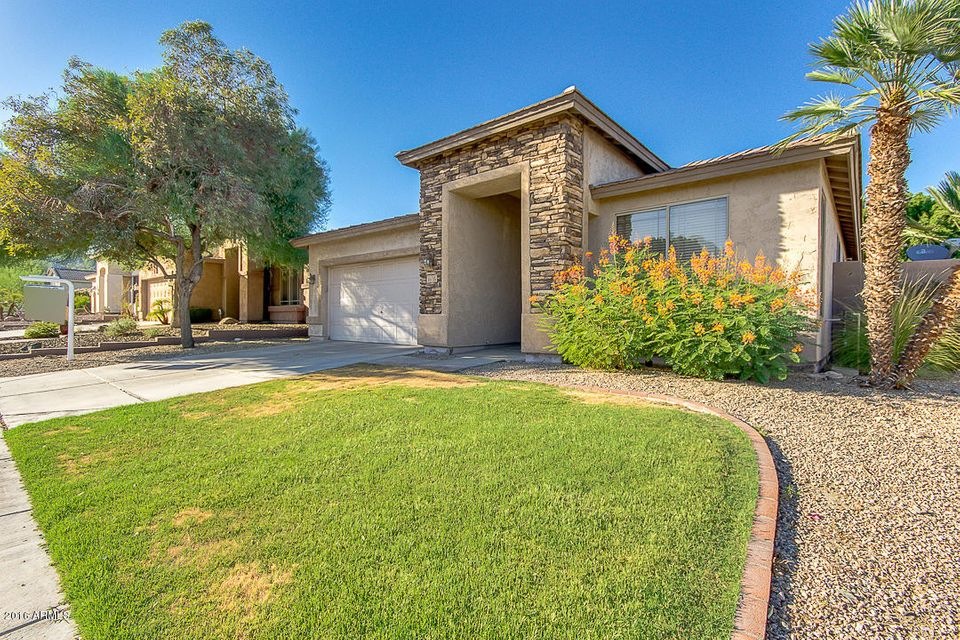 1626 W. Nighthawk Way
