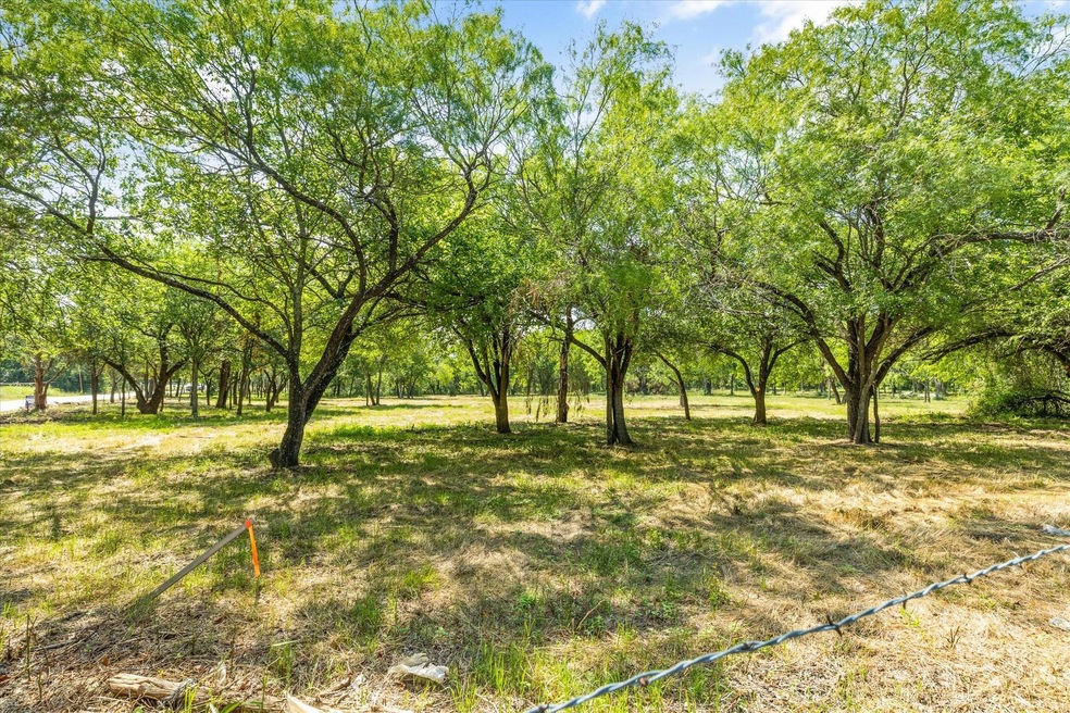 4201 Cr 801, Joshua, TX 76058 - photo 1