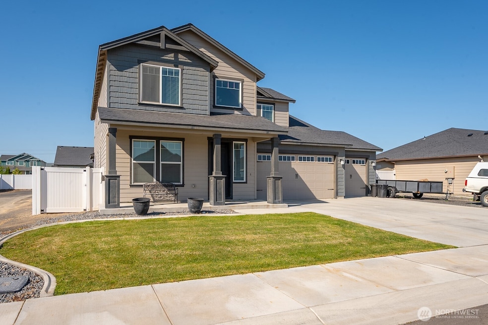 717 K St NE, Quincy, WA 98848 - photo 1